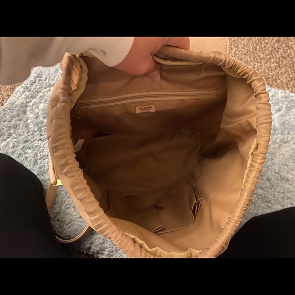 Backpack - Picture 4 of 4